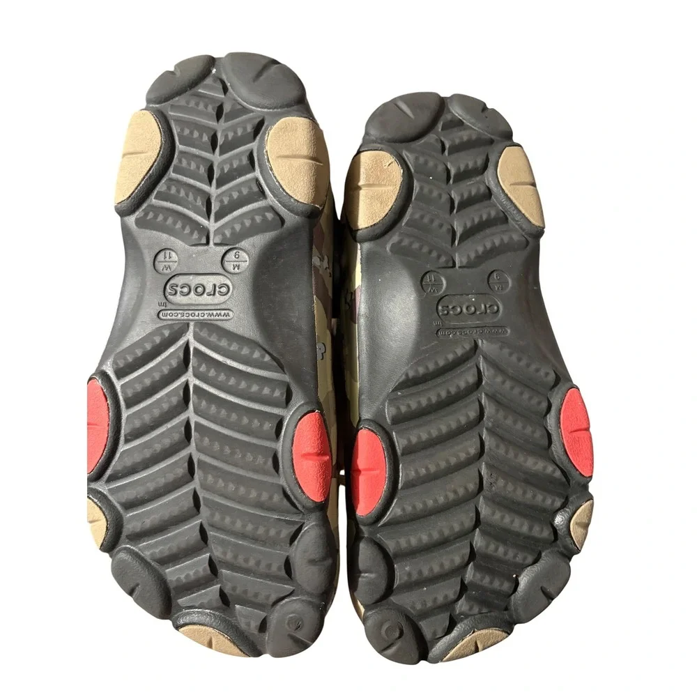 CROCS great preowned